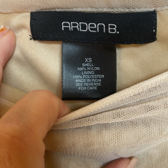 Arden b. Sequin skirt size XS - Picture 3 of 5